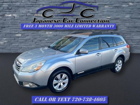 Used 2012 Subaru Outback 2.5i Limited image 2