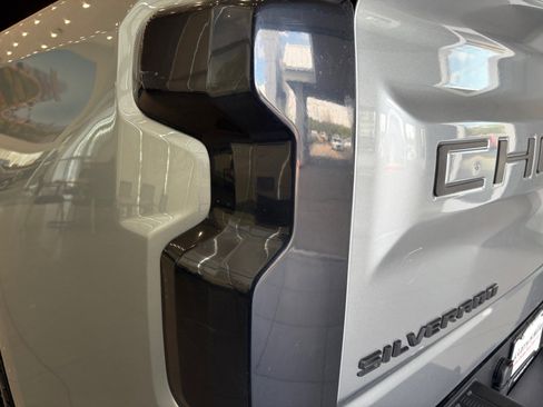 Used 2023 Chevrolet Silverado 1500 RST AWD/4WD image 34