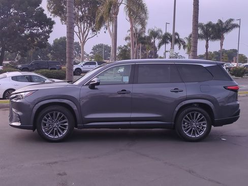 Certified 2024 Lexus TX 350 FWD image 9