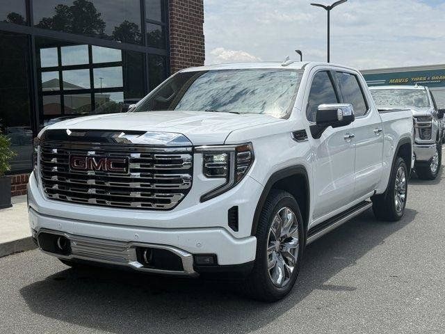Used 2023 GMC Sierra 1500 Denali w/ Denali Reserve Package AWD/4WD image 1