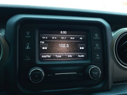 Used 2020 Jeep Wrangler Unlimited Sport S AWD/4WD image 16
