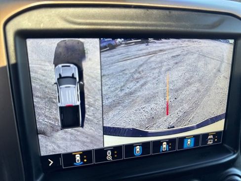 Used 2023 Chevrolet Silverado 2500 High Country image 16