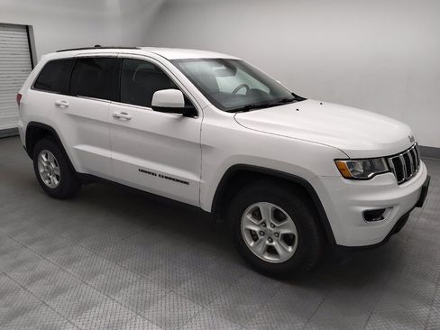 Used 2017 Jeep Grand Cherokee Laredo RWD image 11