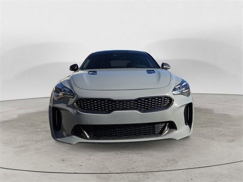 Used 2022 Kia Stinger GT1 image 8