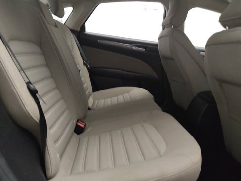 Used 2018 Ford Fusion S image 19