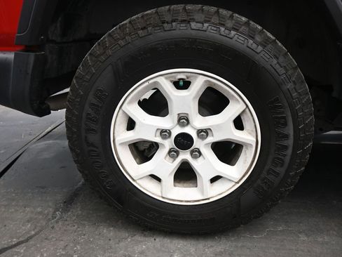 Used 2021 Jeep Wrangler Unlimited Islander image 23