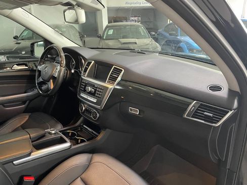 Used 2015 Mercedes-Benz ML 350 4MATIC image 32