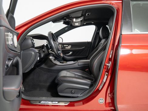 Used 2022 Mercedes-Benz E 53 AMG 4MATIC Sedan w/ Driver Assistance Package image 22