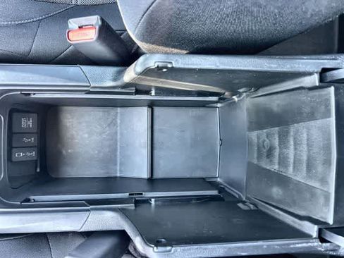 Used 2018 Honda CR-V EX image 27