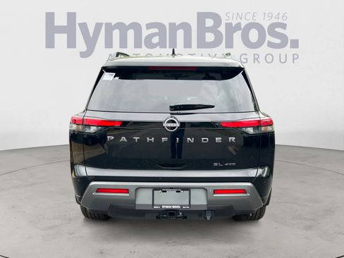 New 2026 Nissan Pathfinder SL AWD/4WD image 4
