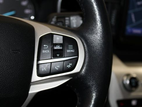 Used 2021 Ford Explorer XLT w/ Equipment Group 202A image 22