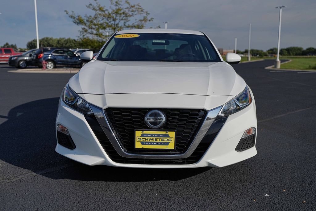 Used 2021 Nissan Altima 2.5 S w/ Driver Assist Package FWD image 2