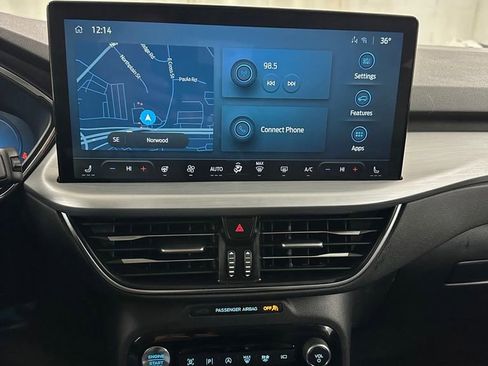 Used 2023 Ford Escape Platinum w/ Premium Technology Package image 21