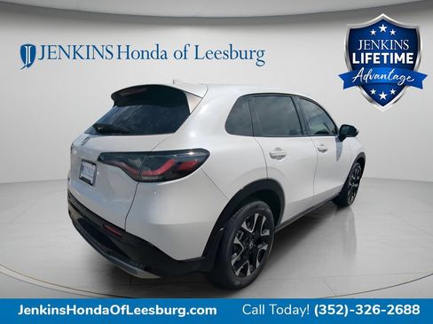 New 2026 Honda HR-V EX-L image 3