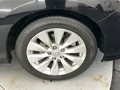 Used 2013 Honda Accord Touring image 29
