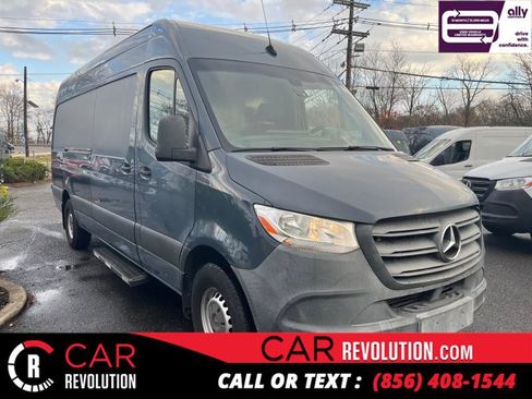 Used 2019 Mercedes-Benz Sprinter 170 image 1