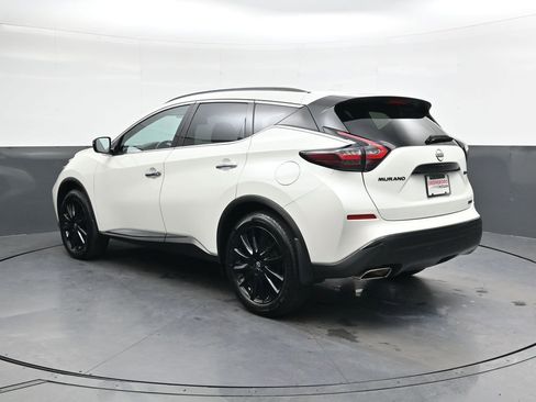 Used 2024 Nissan Murano SV w/ SV Midnight Edition Package image 6