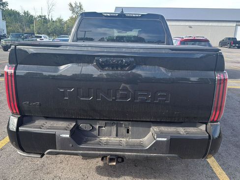 Used 2024 Toyota Tundra Platinum AWD/4WD image 6