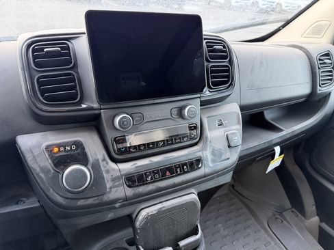 Used 2024 RAM ProMaster 3500 w/ Delivery Van Package image 5