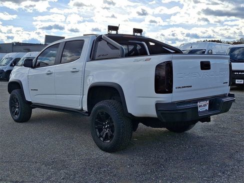 Used 2022 Chevrolet Colorado ZR2 w/ ZR2 Dusk Special Edition image 11