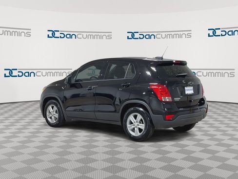 Used 2020 Chevrolet Trax LS FWD image 6
