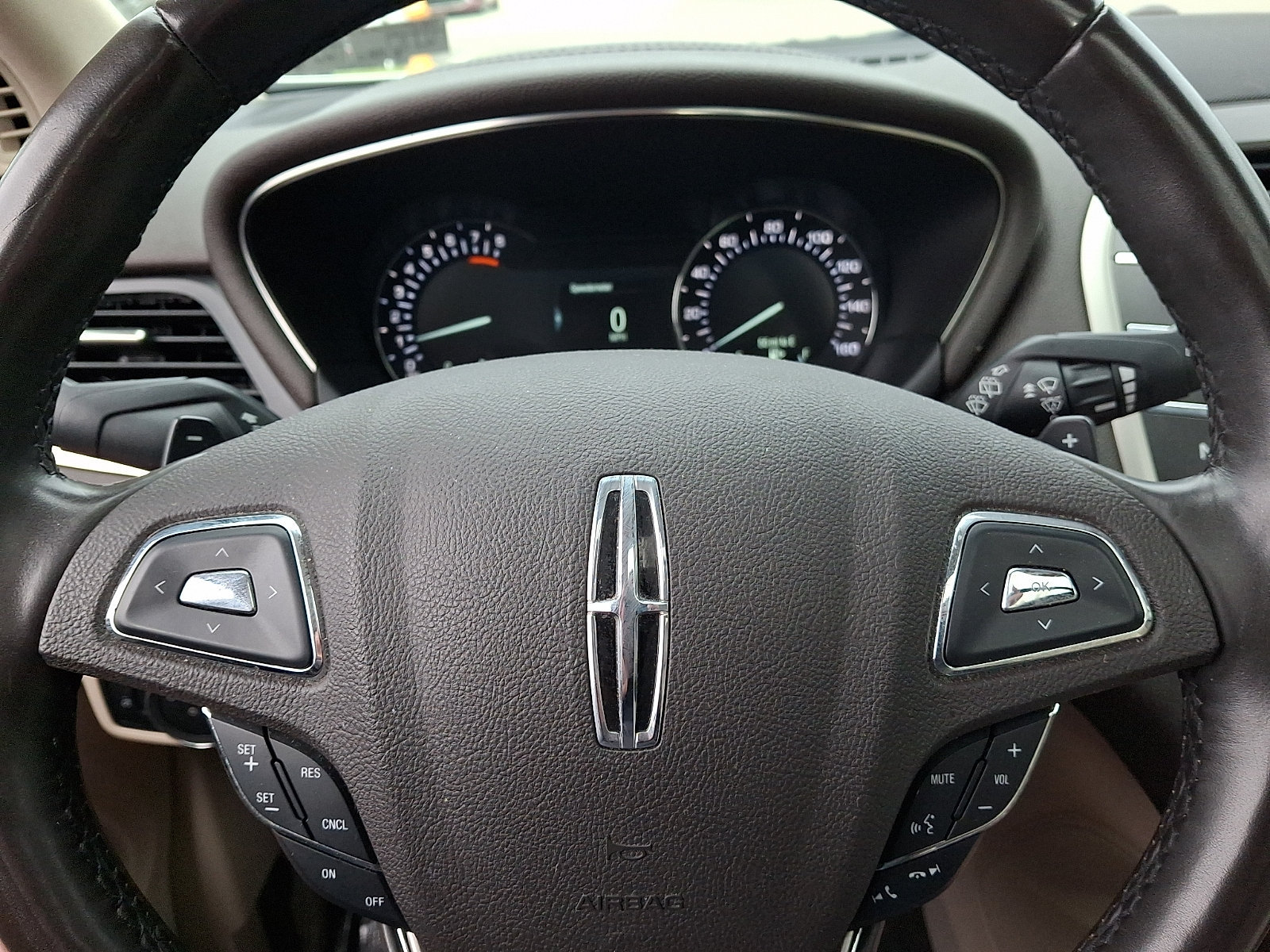 Used 2019 Lincoln MKC Reserve w/ MKC Climate Package AWD/4WD image 21
