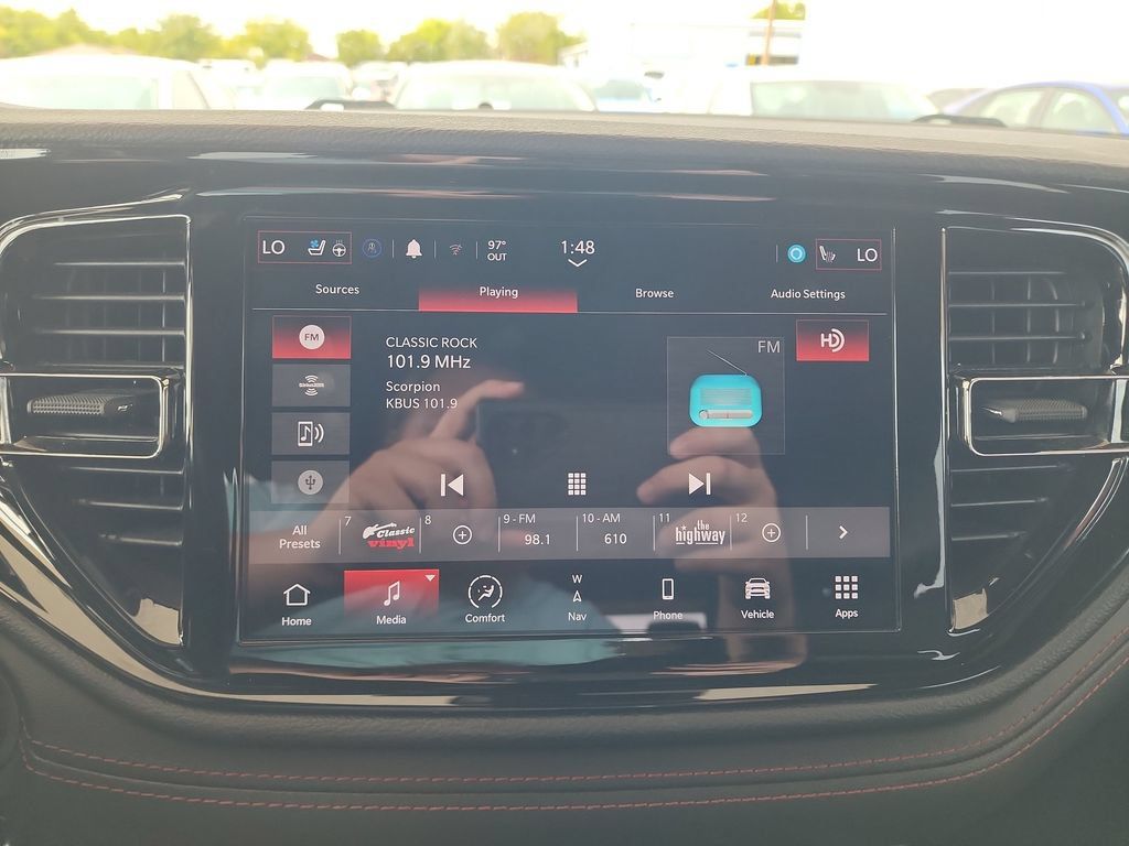Used 2024 Dodge Durango GT AWD/4WD image 26