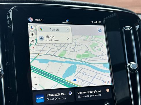 Used 2025 Volvo EX40 Ultra w/ Protection Package Premier image 22