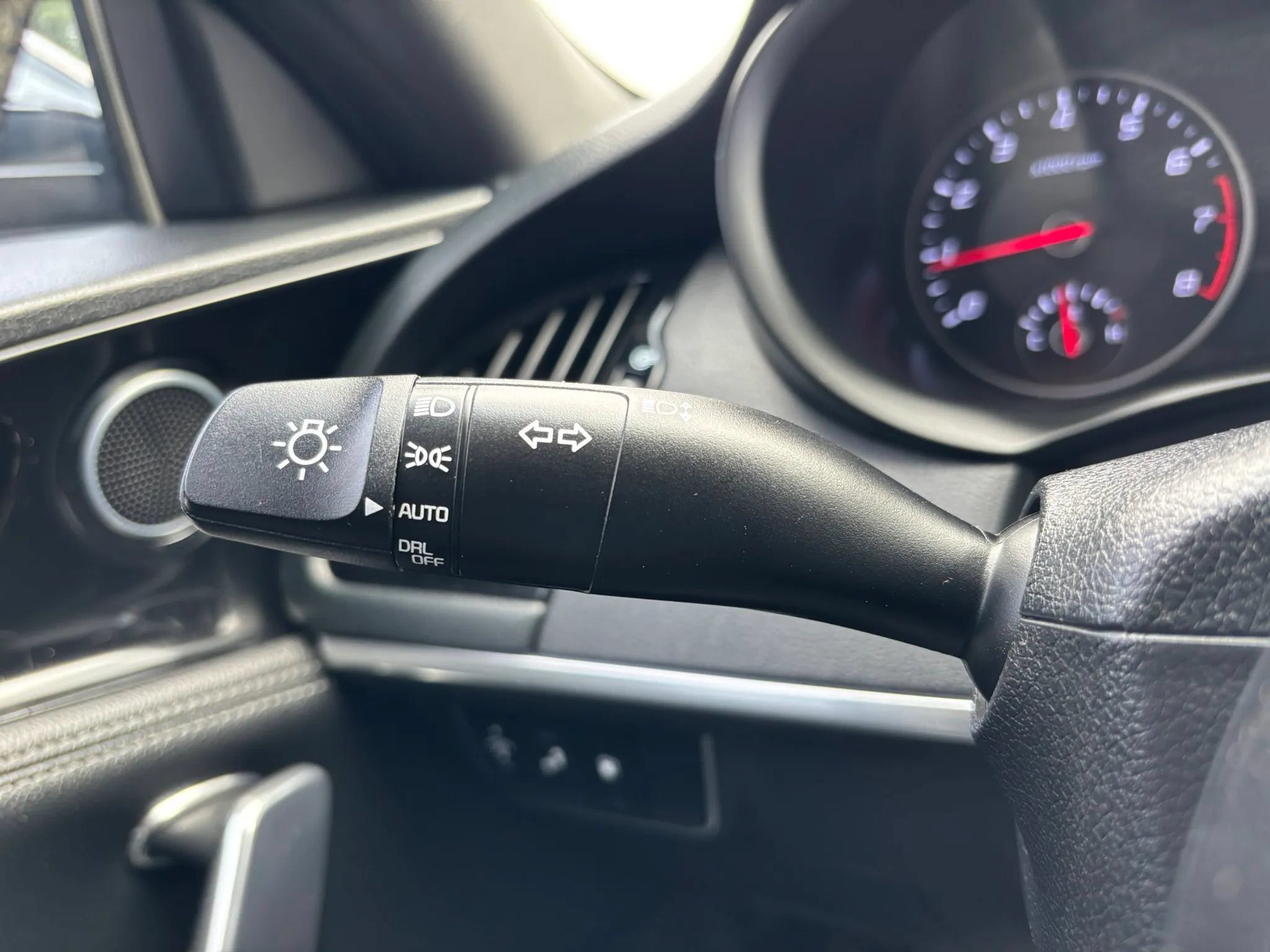 Used 2021 Kia Stinger GT-Line RWD image 23