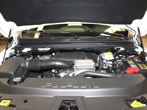 New 2026 RAM 1500 Laramie w/ Advanced Safety Group II AWD/4WD image 53