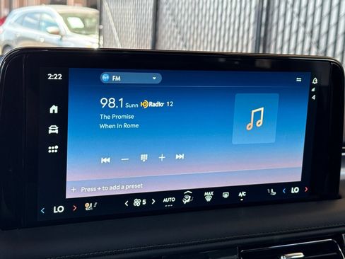 New 2025 Lincoln Aviator 2WD w/ Equipment Group 101A image 17