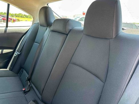 Used 2025 Toyota Corolla LE FWD image 19
