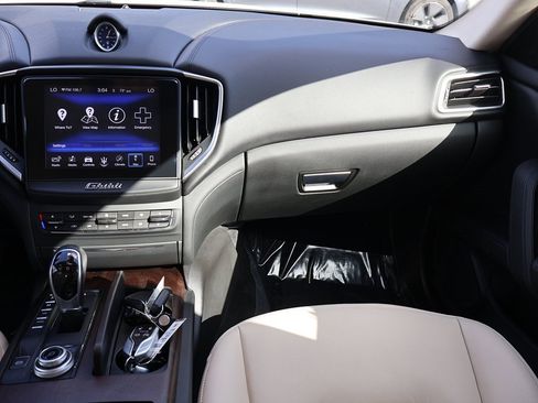 Used 2018 Maserati Ghibli S Q4 image 41