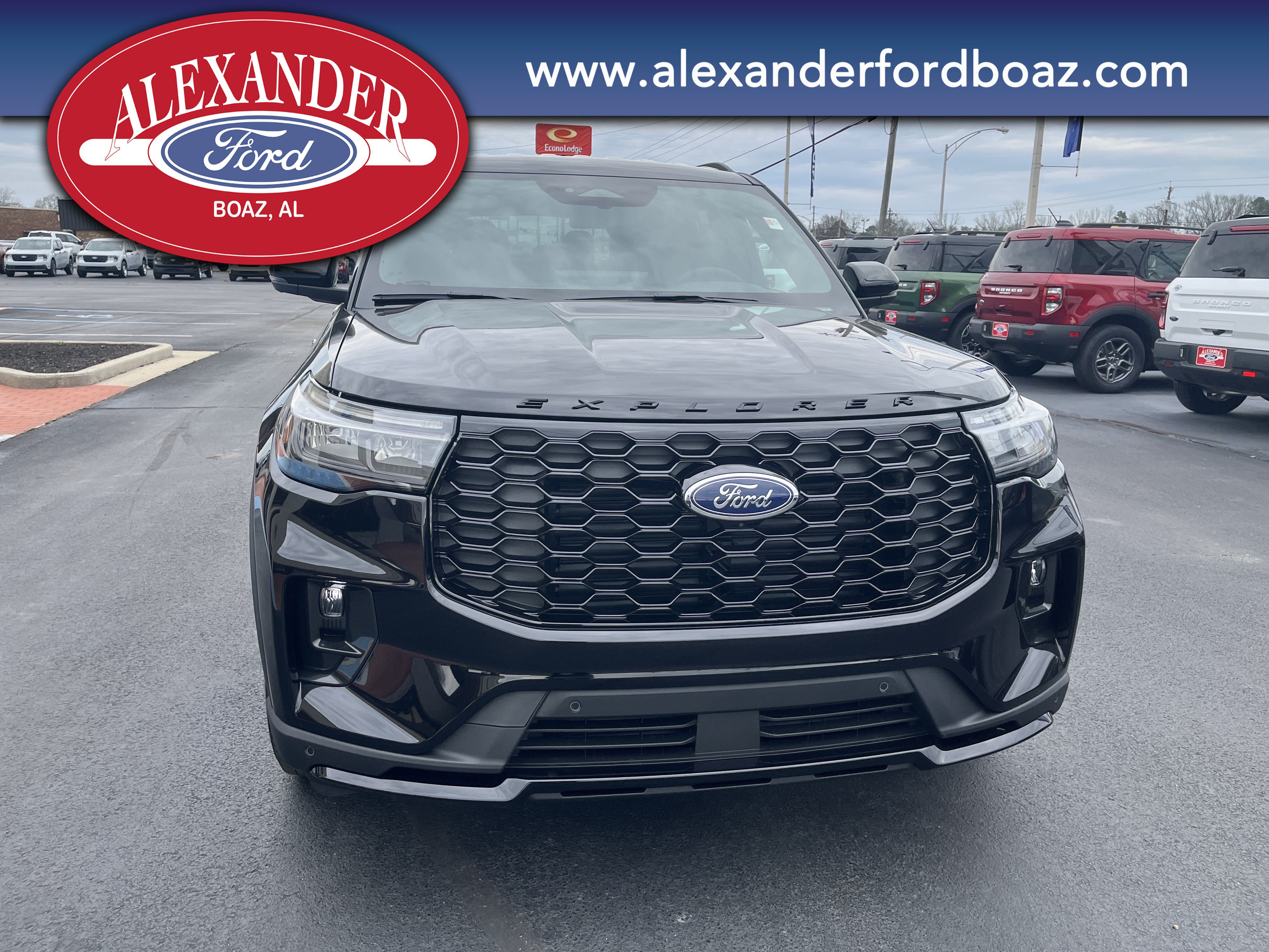 New 2026 Ford Explorer ST-Line RWD image 5