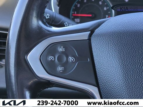 Used 2021 Chevrolet Traverse LT image 26