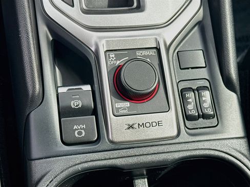 Used 2020 Subaru Forester Premium AWD/4WD image 24