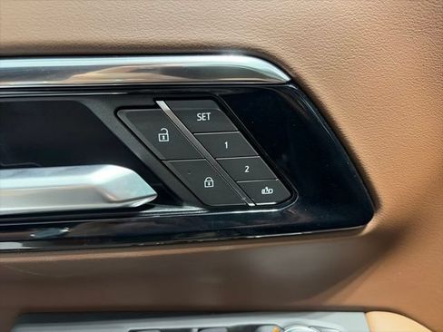 New 2026 Chevrolet Tahoe High Country AWD/4WD image 10