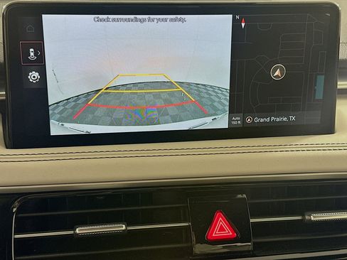 Used 2024 Genesis G70 2.5T image 23