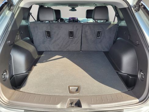 Used 2023 Chevrolet Blazer LT FWD image 27