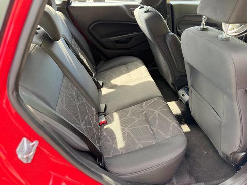 Used 2013 Ford Fiesta SE FWD image 11