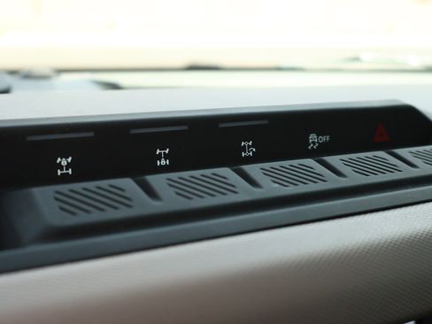 Used 2024 Ford Bronco Wildtrak AWD/4WD image 20