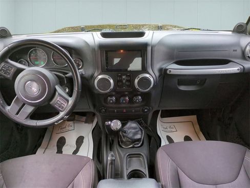 Used 2014 Jeep Wrangler Unlimited Sahara w/ Dual Top Group image 15