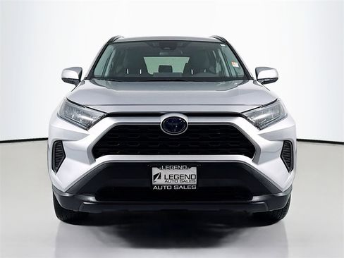 Used 2022 Toyota RAV4 LE image 2