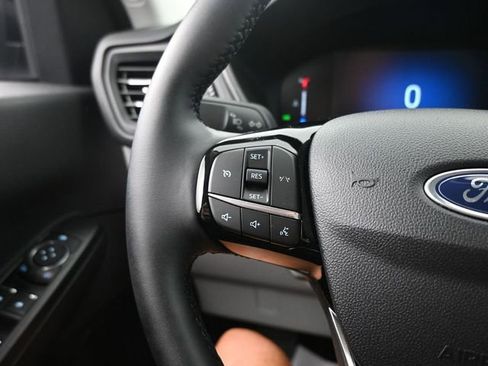 New 2025 Ford Escape Active w/ Cold Weather Package image 15