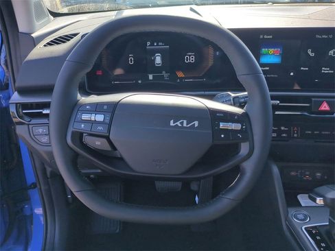 New 2026 Kia Sportage EX image 11