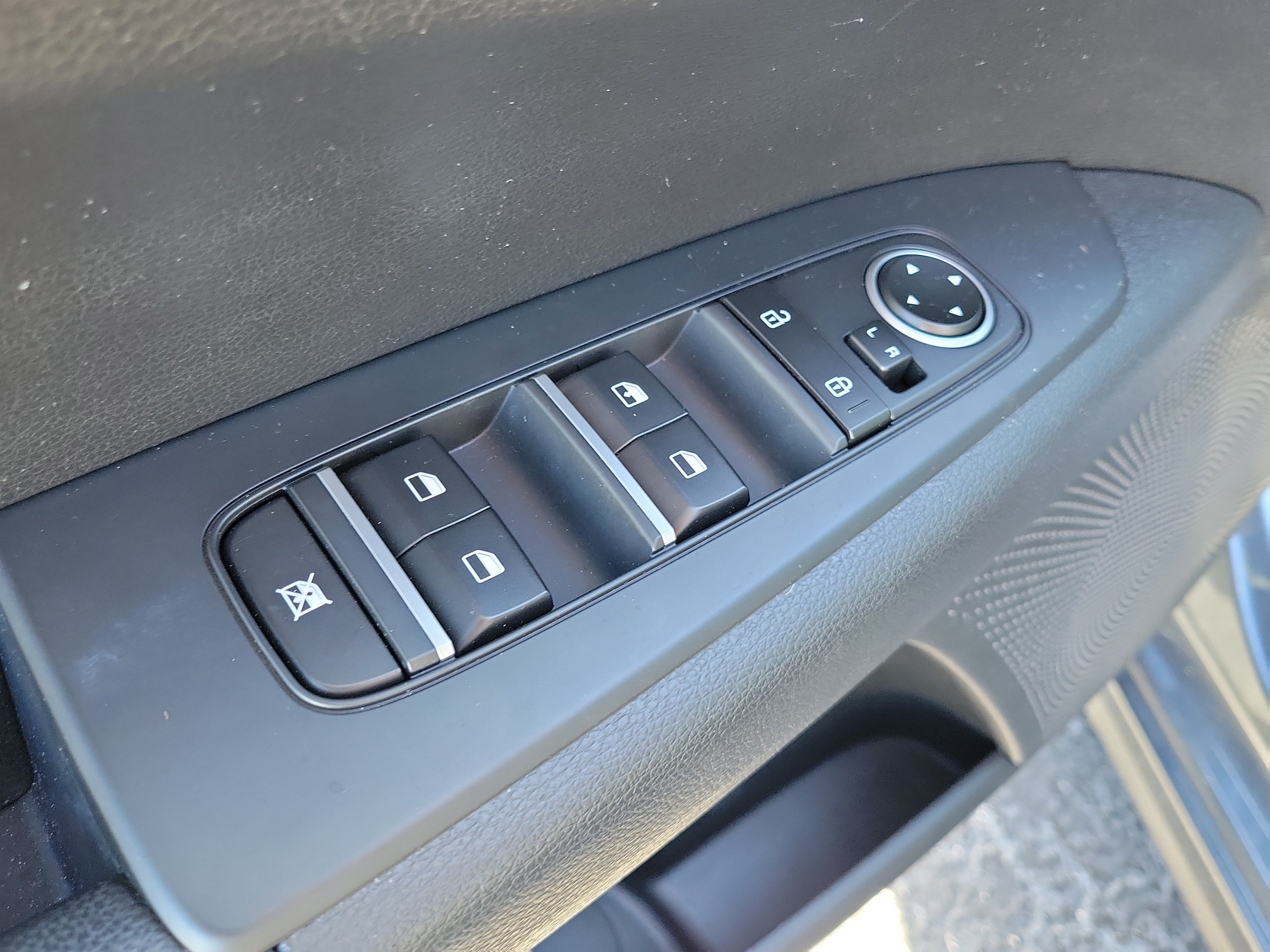 Used 2024 Kia Forte LXS FWD image 17
