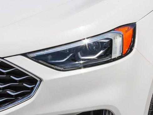 Used 2022 Ford Edge Titanium w/ Equipment Group 301A AWD/4WD image 7
