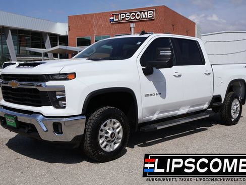 Used 2025 Chevrolet Silverado 2500 LT w/ Convenience Package AWD/4WD image 1