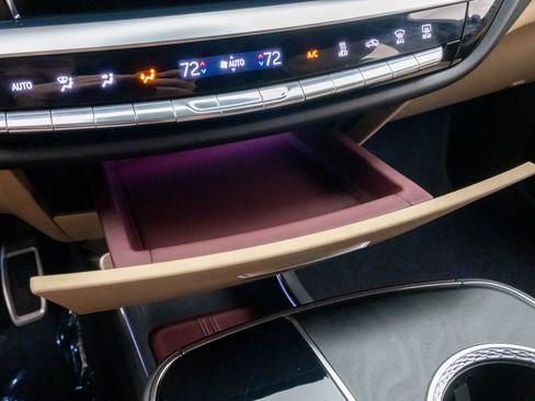 Certified 2026 Cadillac Lyriq Signature Luxury w/ Nappa Leather Package AWD/4WD image 29