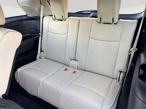 Used 2020 INFINITI QX60 Luxe w/ Sensory Package FWD image 27